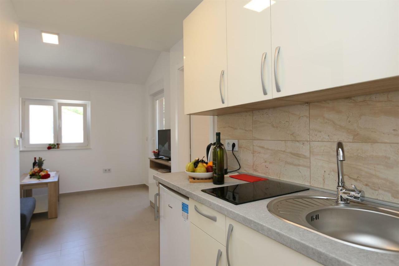 Apartments Maric-Hlapa Soline  Εξωτερικό φωτογραφία