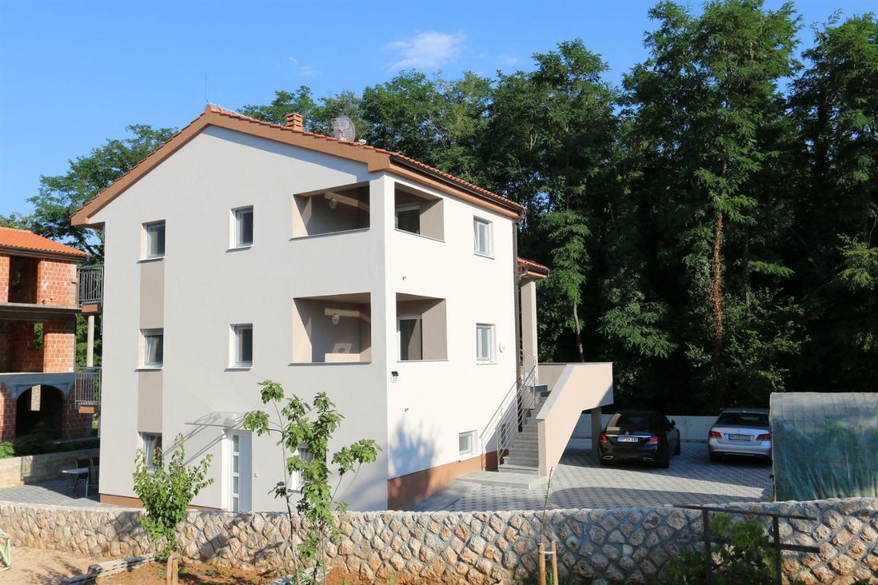 Apartments Maric-Hlapa Soline  Εξωτερικό φωτογραφία